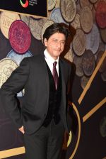Shahrukh Khan at ICICI NRI of the year award in Mumbai on 10th April 2015